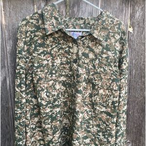 Women’s Denim&Co. Button Up Blouse size 3XL NWOT